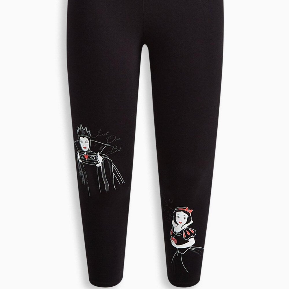 Torrid Size 4 (26) Disney Snow White & Evil Queen Crop Legging - Picture 5 of 5